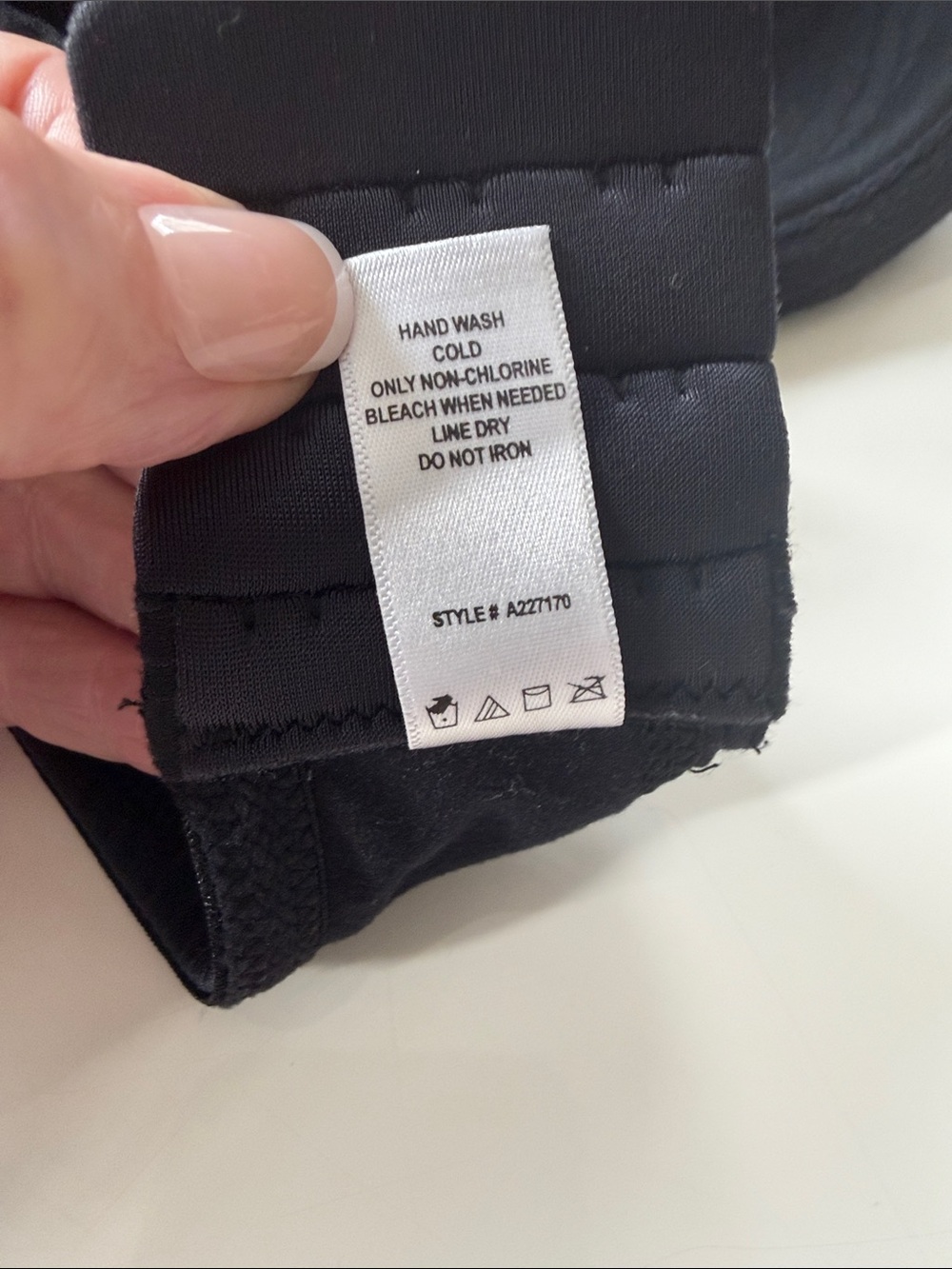 Everyday Smooth Black Full-Coverage Bra - Women's Intimates - Picture 12 of 12
